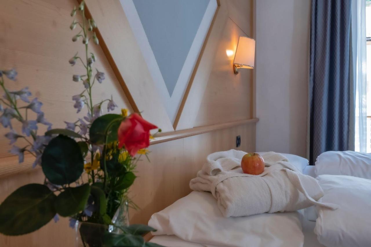 Hotel Italia Castello-Molina di Fiemme Eksteriør billede
